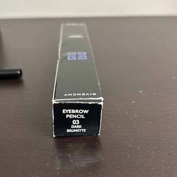 Givenchy Bundle Eyebrow Pencil, Sharpener, Lip Color, Lash Pearls Leather 4 NEW - Picture 3 of 6
